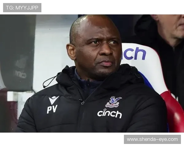 热那亚主帅维埃拉尽管帅位不稳 今日仍将如常主持球队训练